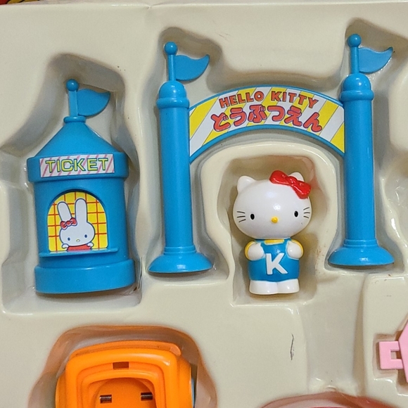 Vintage Sanrio Hello Kitty Happy Zoo Play Set - Picture 7 of 14